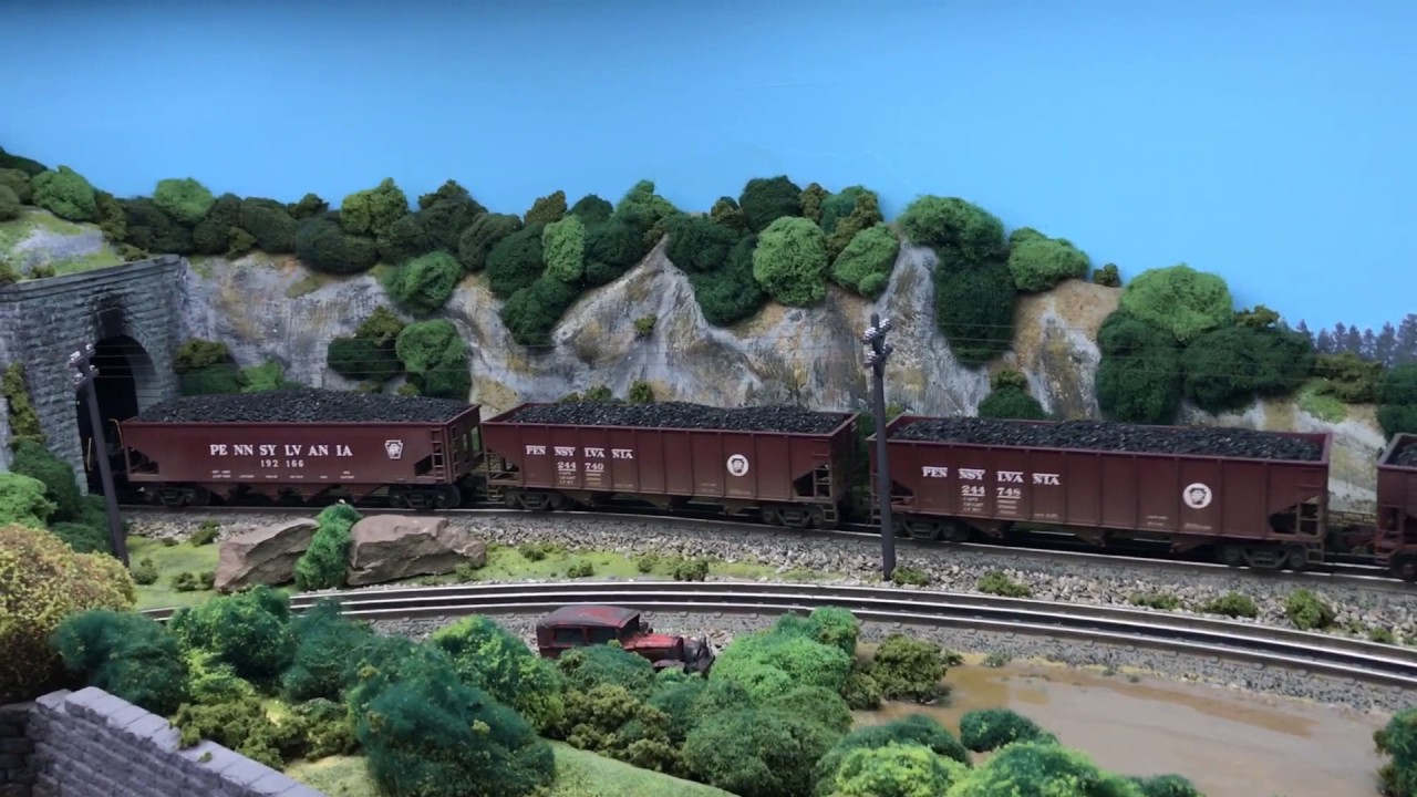 MTH O Scale PRR Layout 6