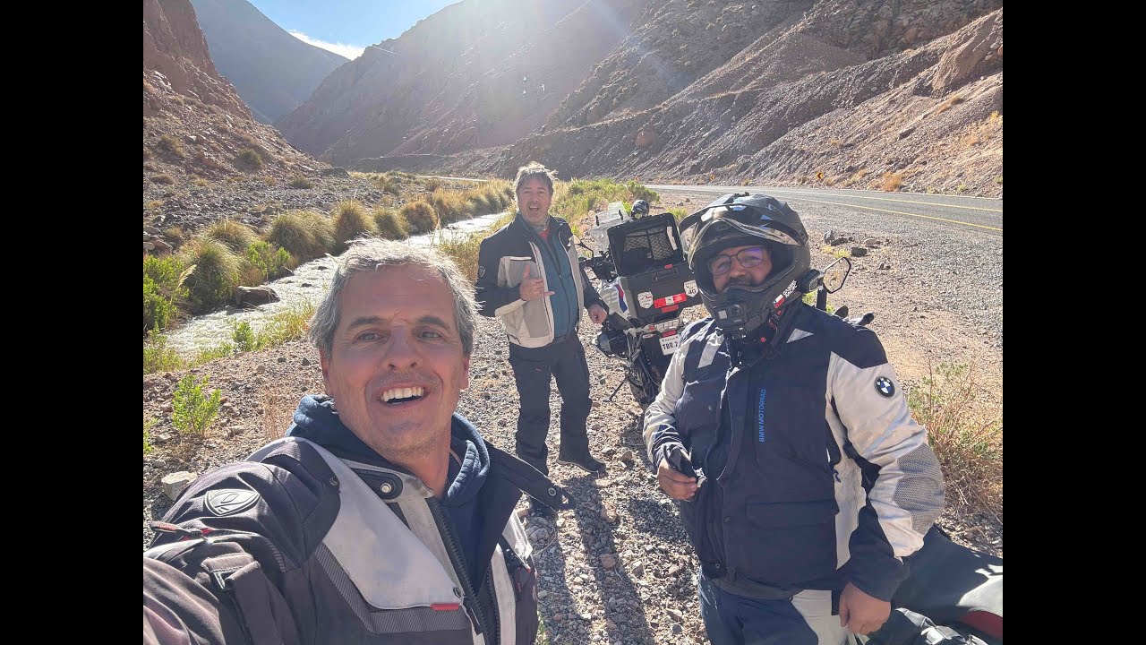 Paso Agua Negra  y  Pampa del Leoncito en Moto.