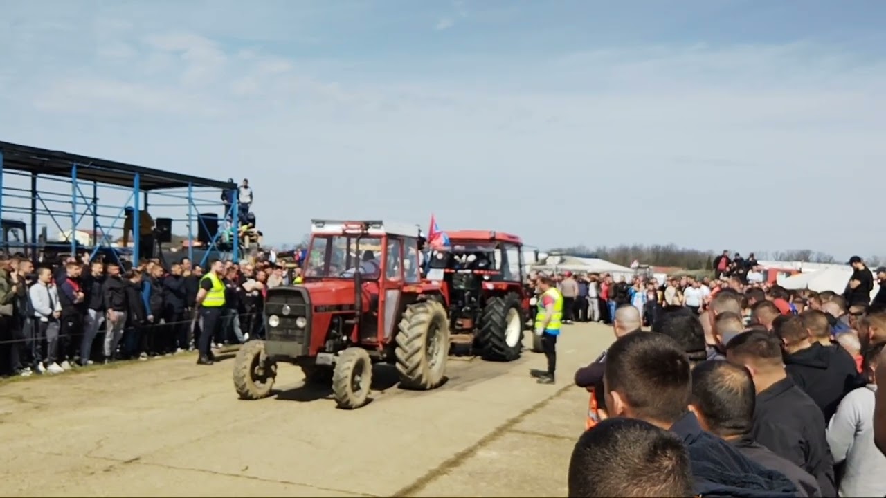 Imt 560 vs Zetor 6211
