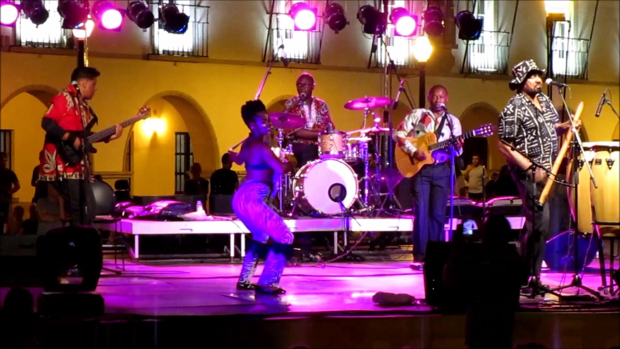 Bonga - Em Tavira (Concerto Completo) 04-08-2017 - HD