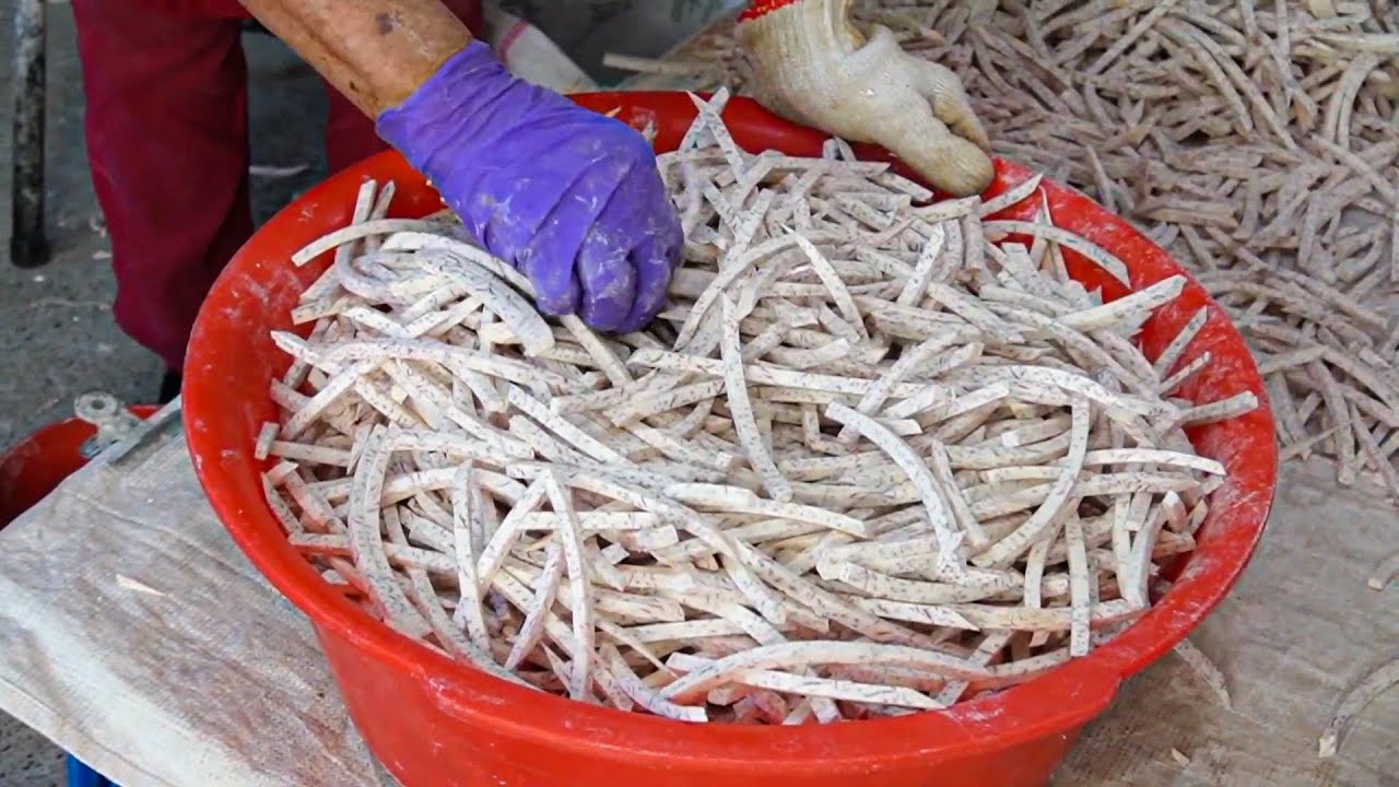 Hometown of taro! Making taro chips/ Taro cake - Taiwanese Street Food