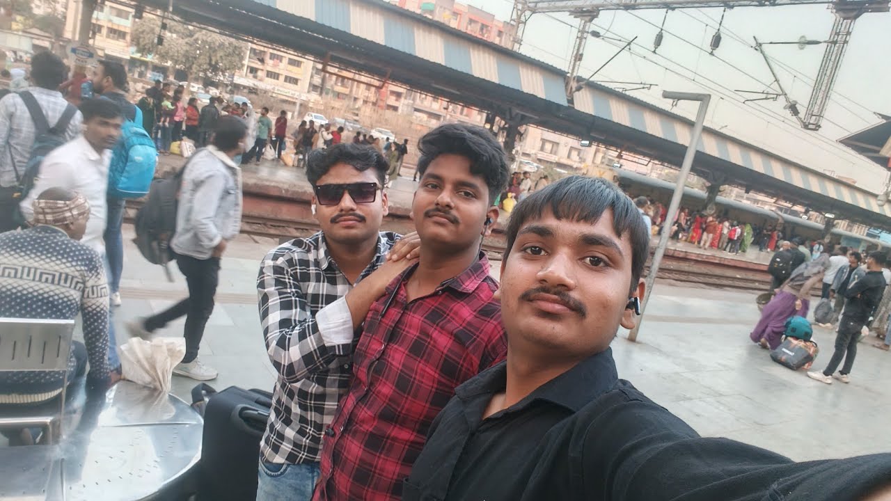 Ghar ke Dor apna personal pyari bacchi💻💻😯😯😯🥰🥰🥰