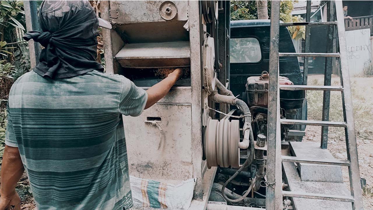 Pabrik Padi/Gabah berjalan (portable)