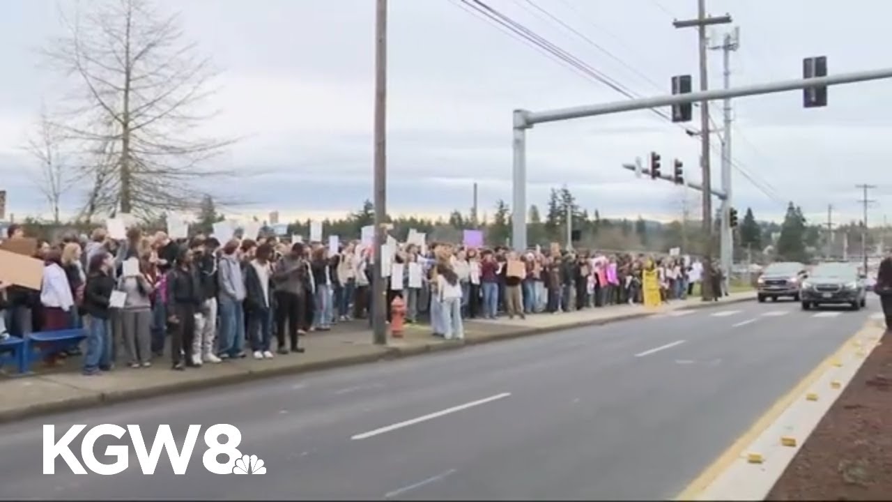 Portland high school students walk out in support of nationwide anti-ICE protests