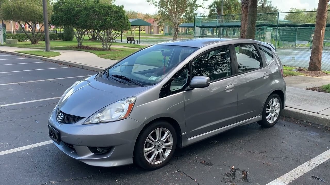 2009 Honda Fit Sport Startup Engine & In Depth Tour