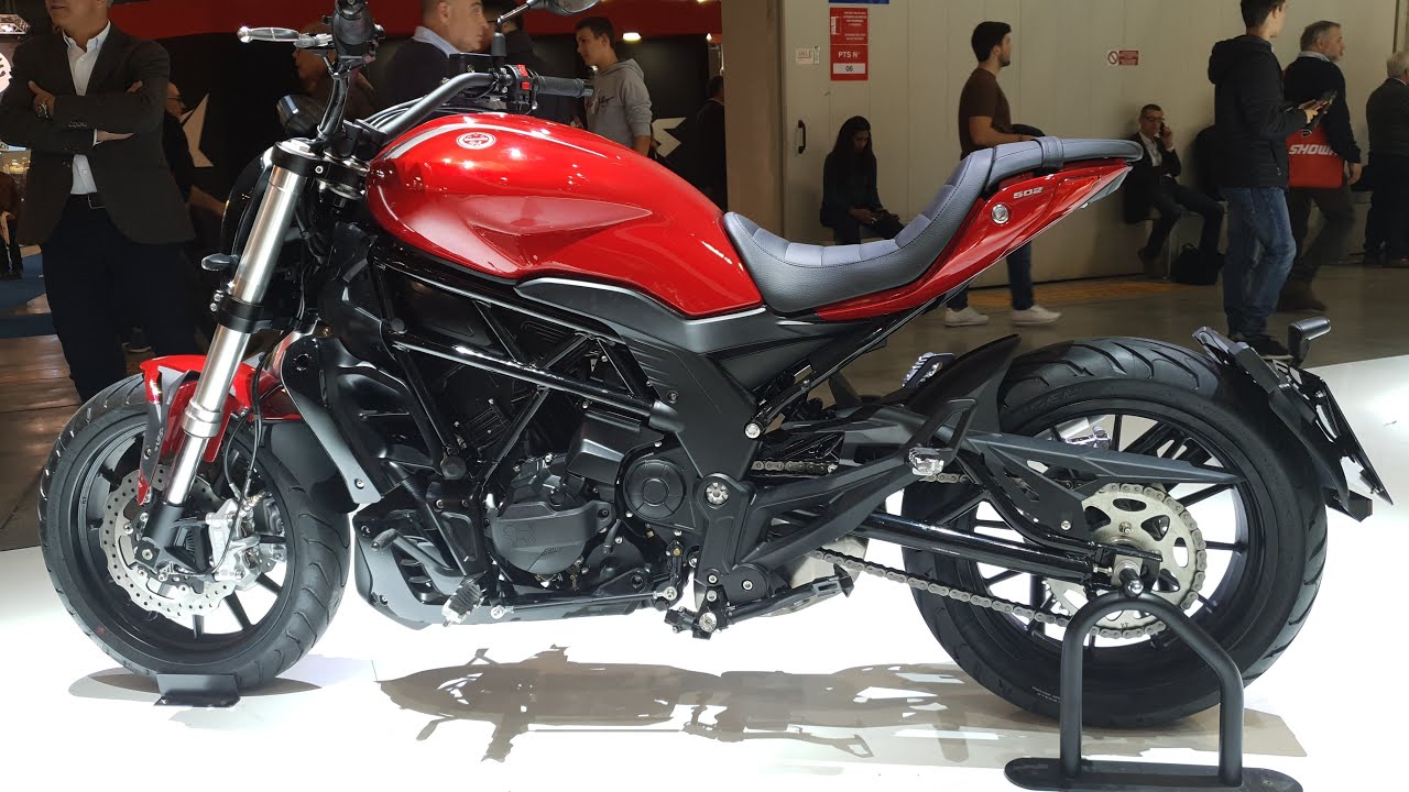 Benelli 502 C at eicma 2018 milan Walkaround