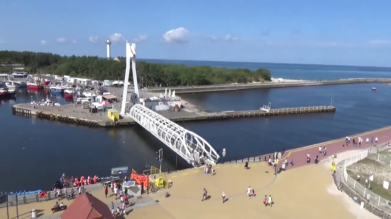 Ustka - Atrakcje Turystyczne: Latarnia Morska, Port Ustka, Kładka Portowa Obrotowa