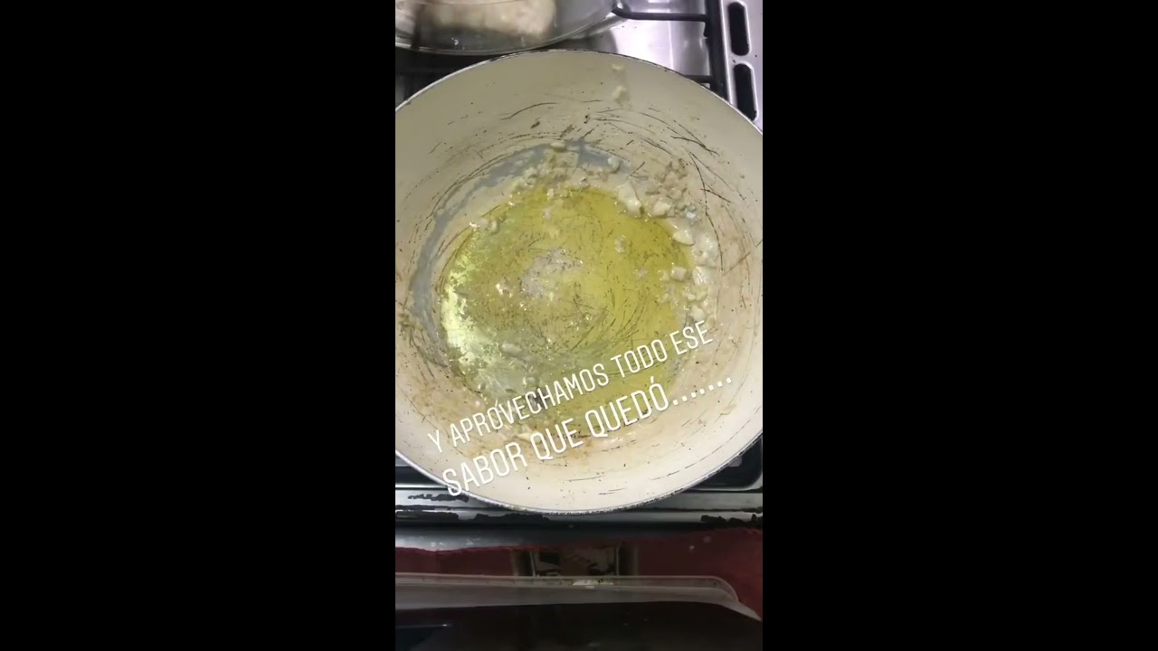 Brotola con salsa de verdeo y nueces