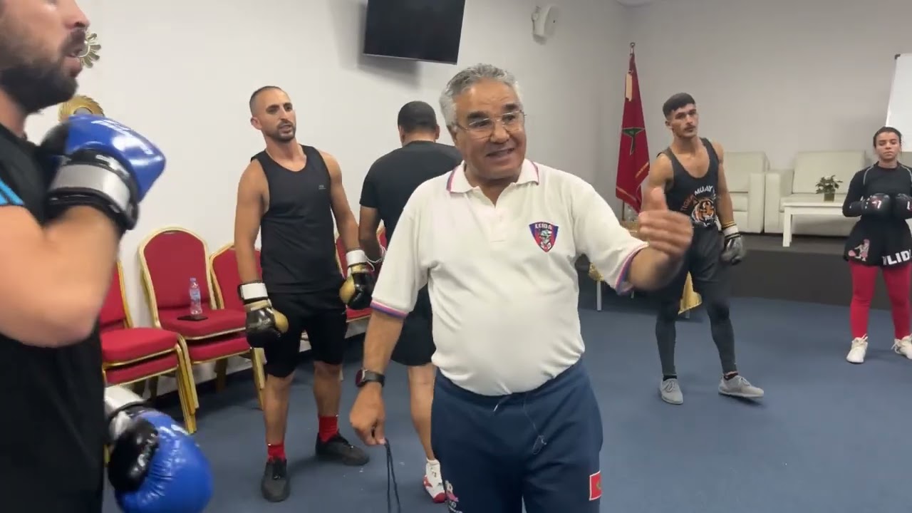 دورة تكوينية تطبيقية في رياضة #الملاكمة من تنظيم #عصبة_الشمال للملاكمة بمدينة طنجة