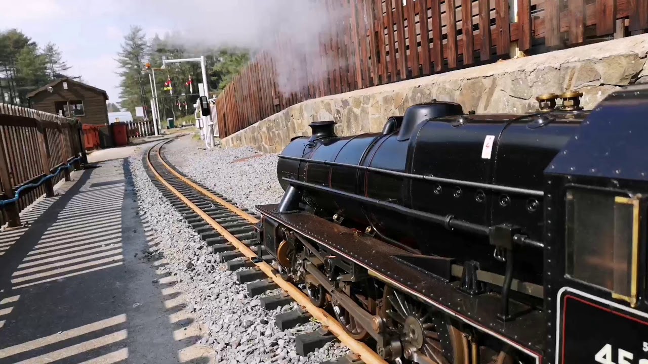 7 1/4 Black 5, 45305 at Pembrey.