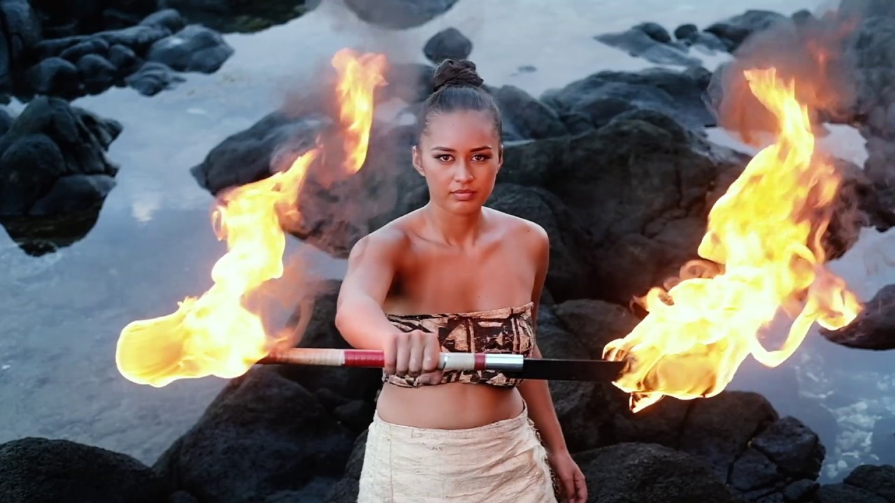 Siva Afi or Samoan fire dance | Brief History | Performed by Moemoana Schwenke