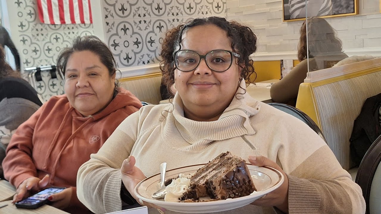 En el  Birthday 🎂 de nuestra amiga Betty. ❤️ Todas le expresamos nuestro cariño. 