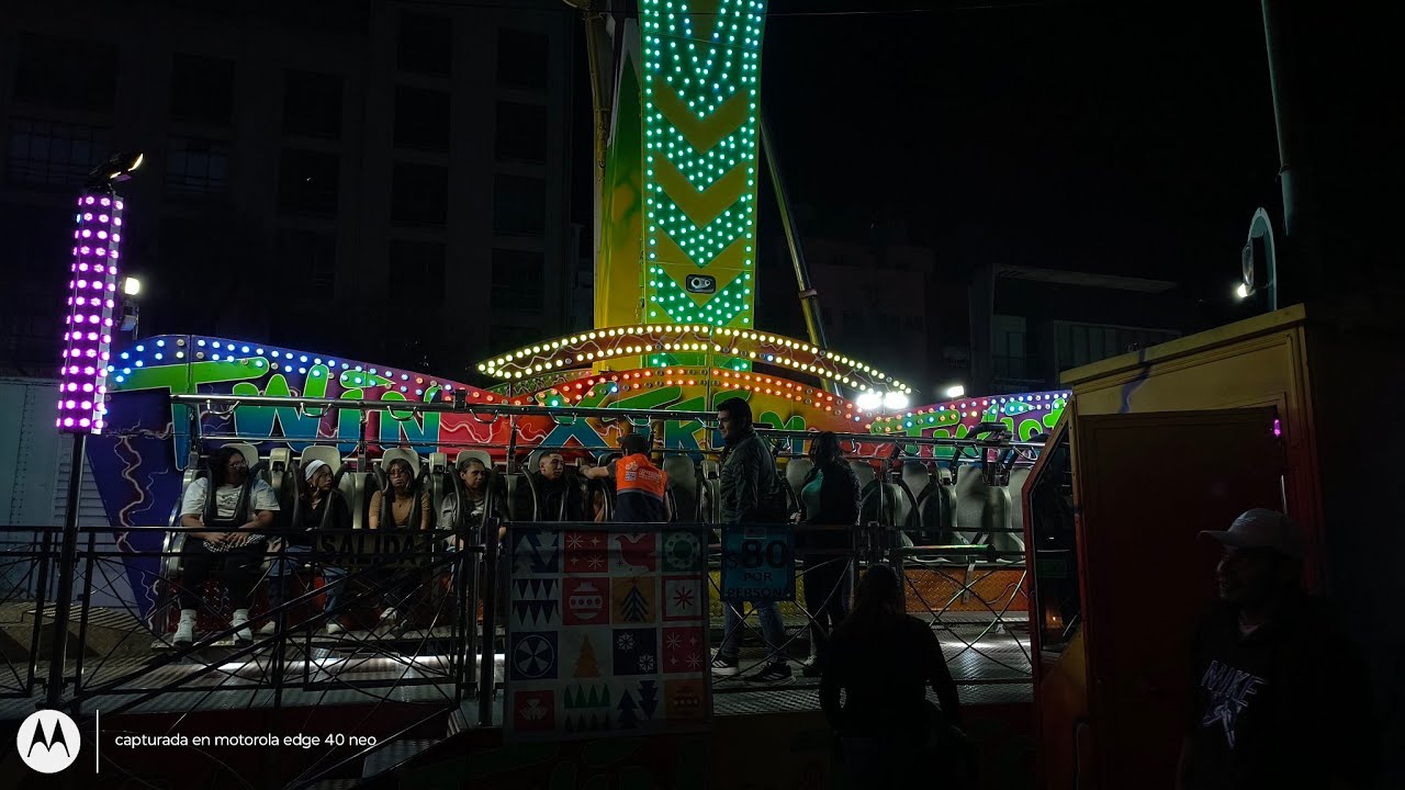 Twister juego mecánico feria Año Nuevo Delegación Cuauhtémoc 29/12/2024