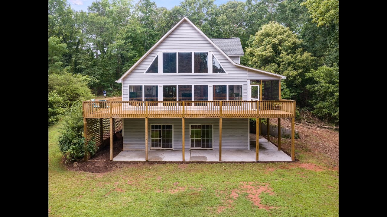 Lake Hartwell • 1001 Cherokee Rd, Townville