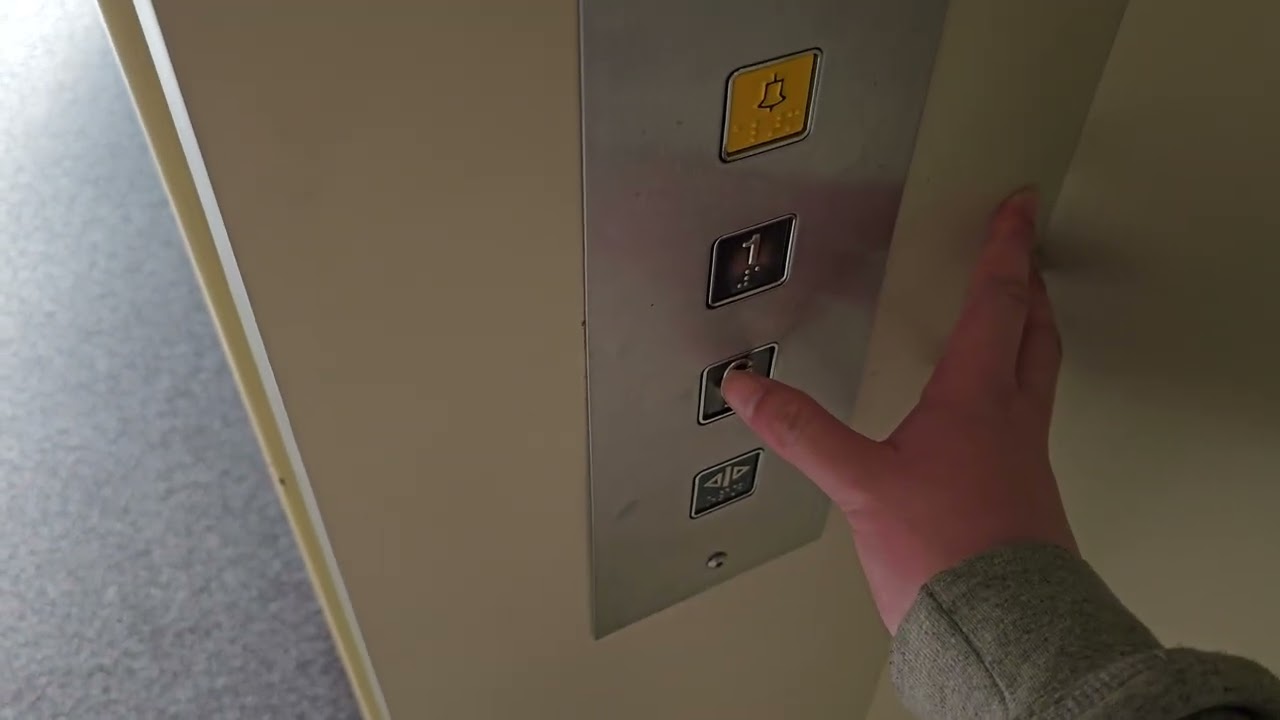 Old Furse Lift @ Spalding Libary