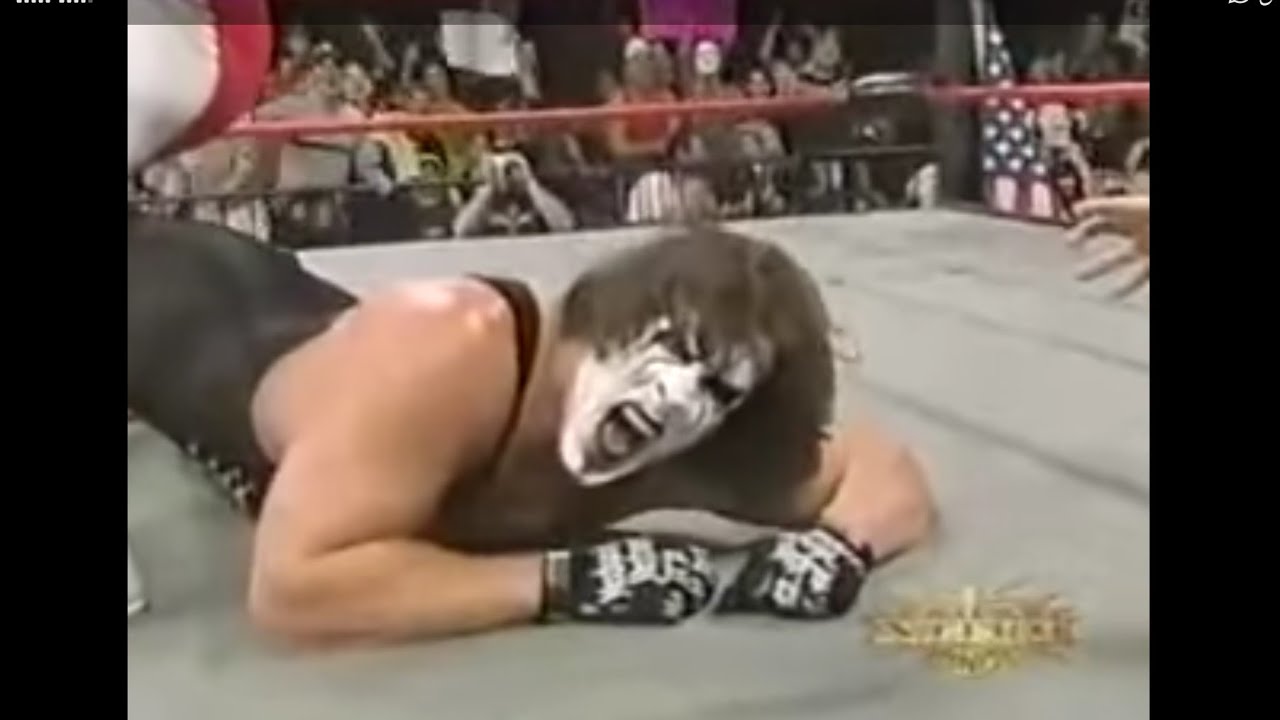 Lance Storm vs. Sting  .  Nitro 09.25.00