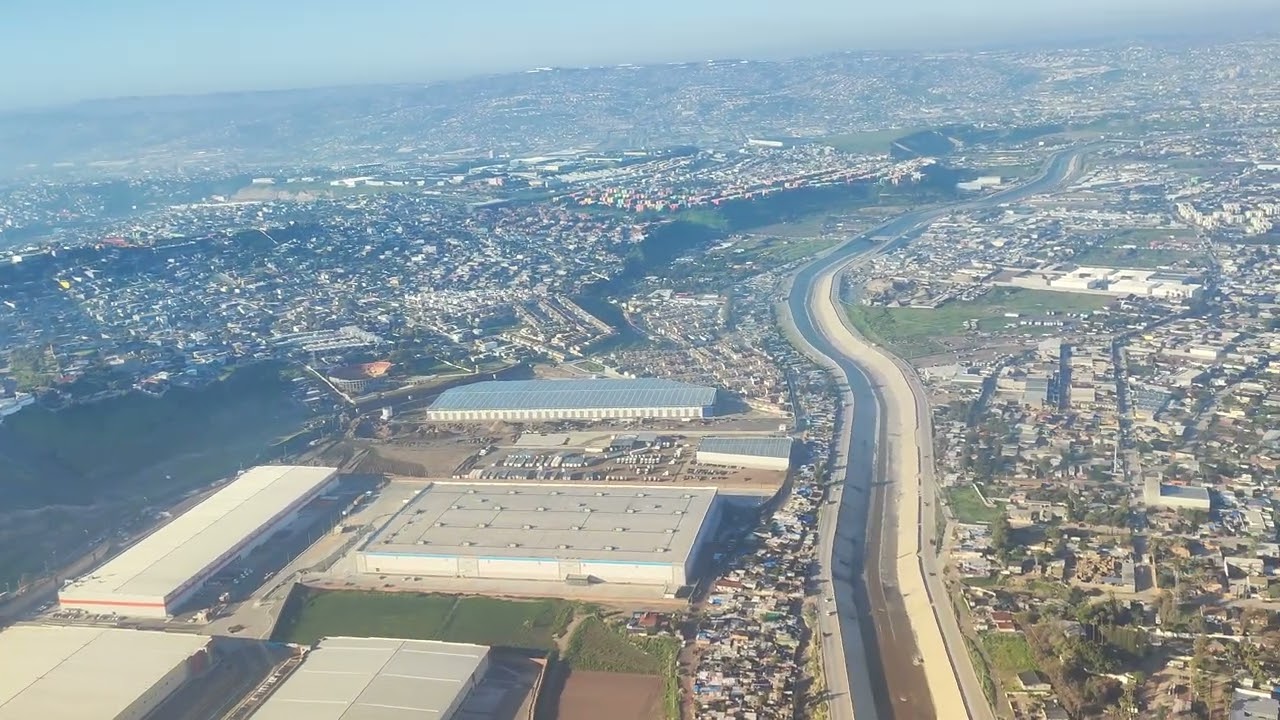 aterrizaje Aeropuerto de Tijuana BC. #2023 #airport #travel #aeropuerto