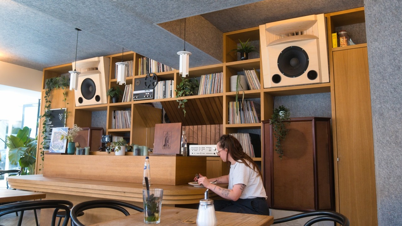 Je visite un Bar Audiophile à Bruxelles (L'Altitude)