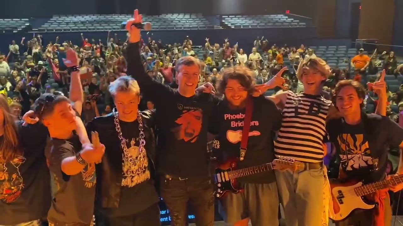 Diper Överlöde Official Tour Video
