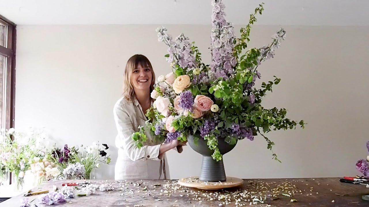 large garden style arrangement - trailer