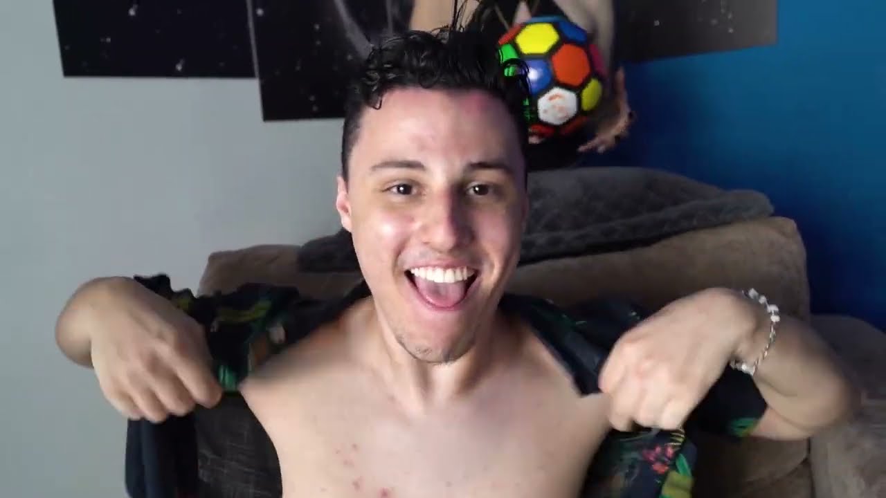 Cócegas com CAMISA FLORAL!! | (ELEGANTE!!!)