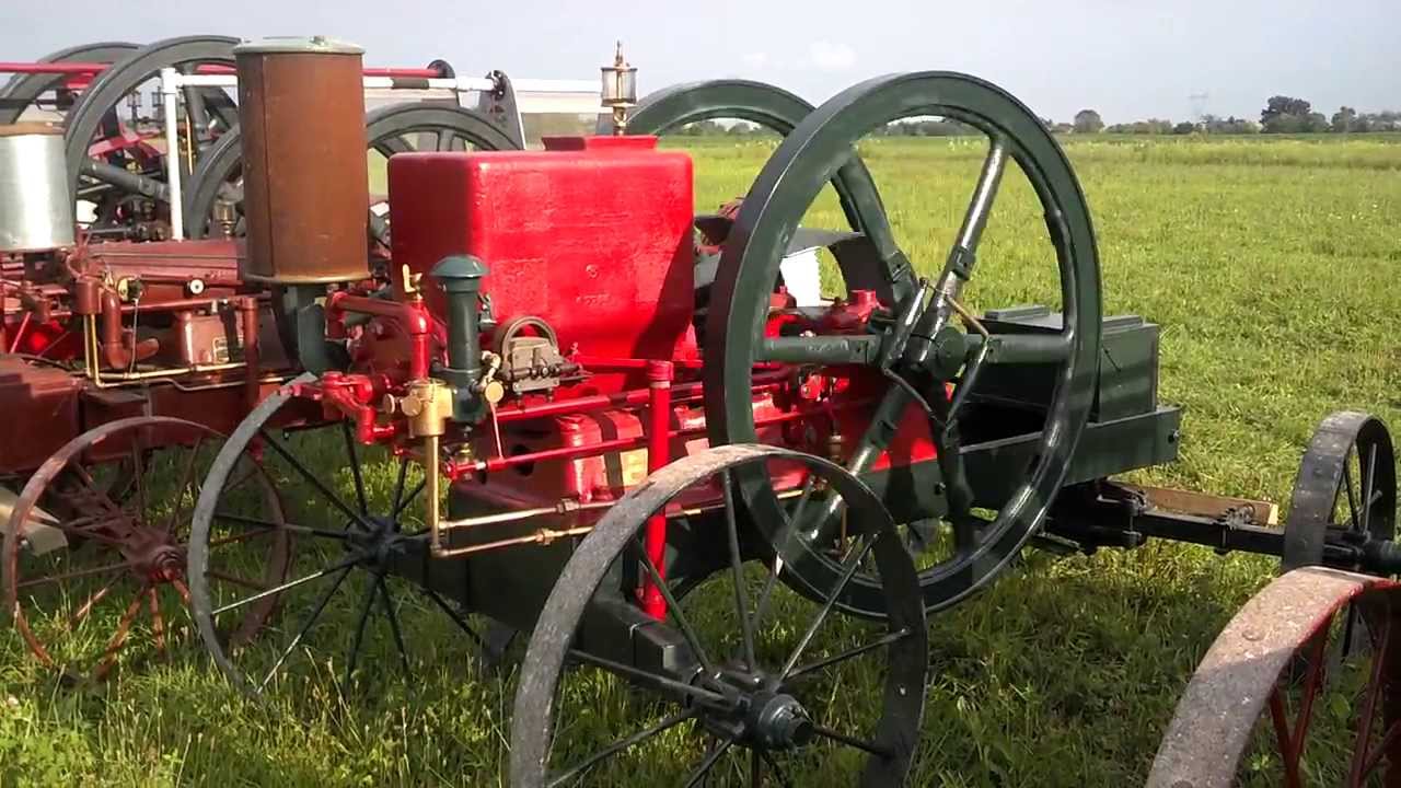 10 hp IH Titan hopper cooled