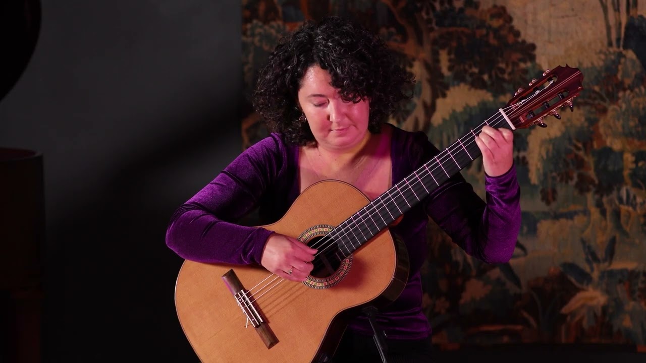 A Glimpse of Dedicatoria by Carmen Guzmán - Eleanor Kelly, guitar