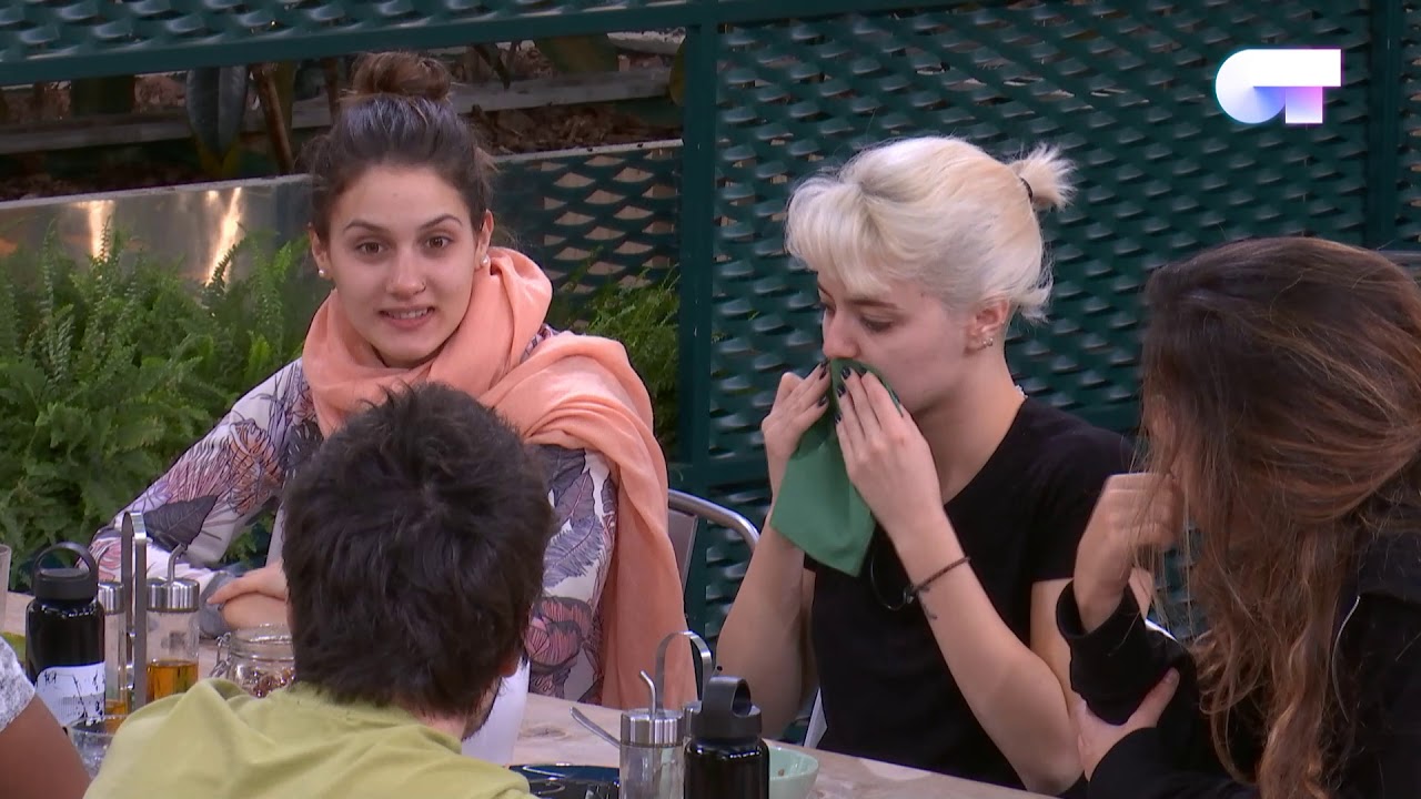 SABELA cuenta que se le CAYÓ un TECHO ENCIMA I OT 2018