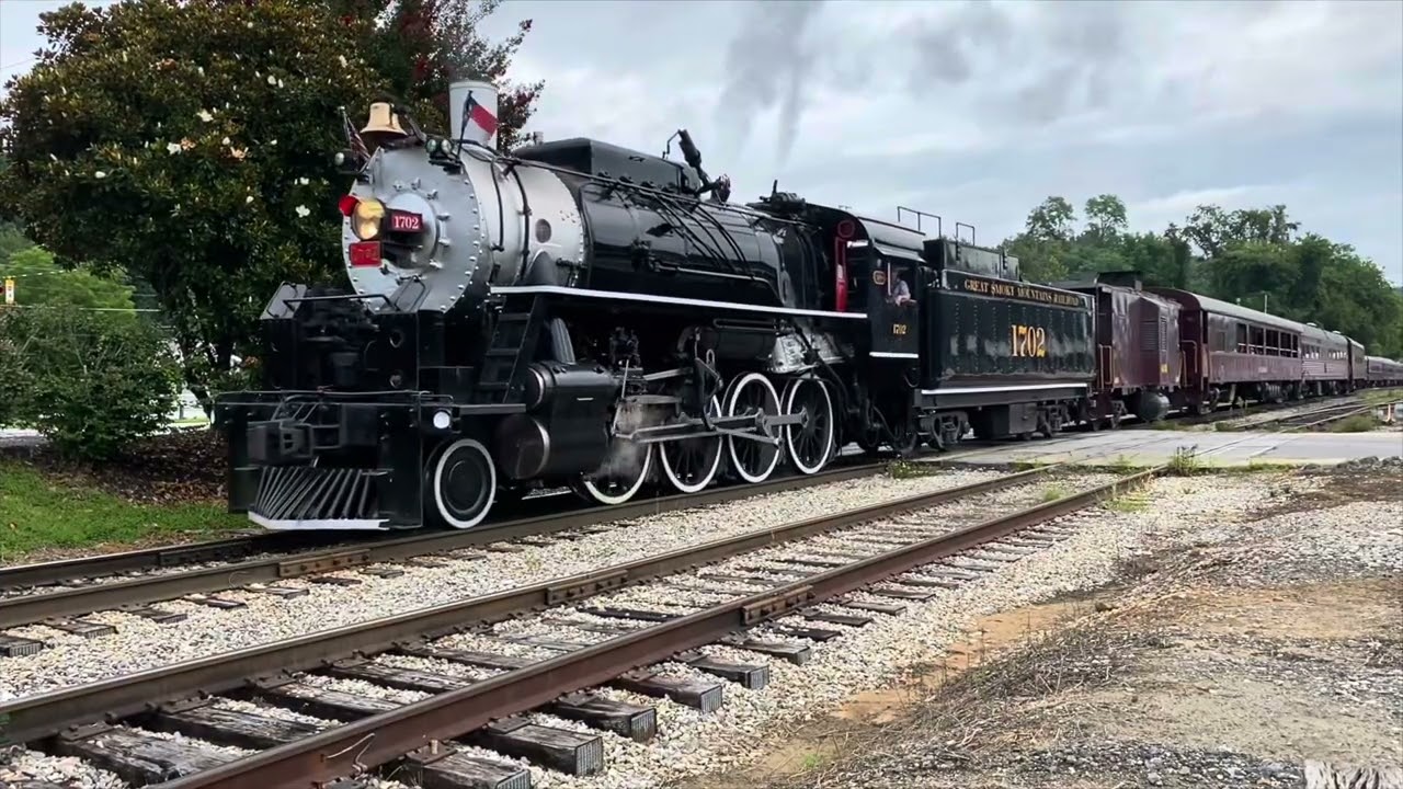 A stunning Chase of the Great Smoky Mountains Railroad on 8/24/25