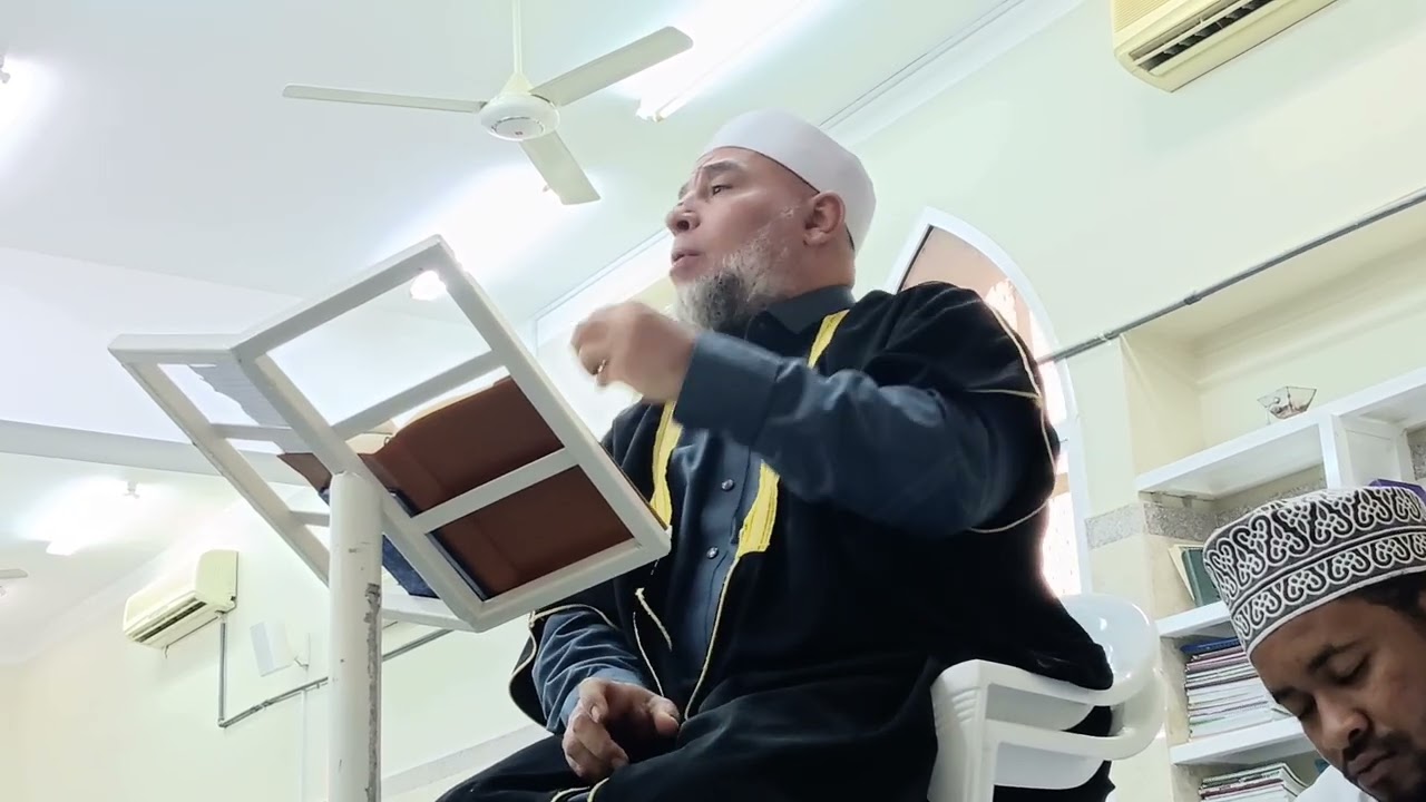 مرتكزات جزء عم يتساءلون ودلالاتها من مسجد العلامة حمود بن حميد الصوافي فجرا 