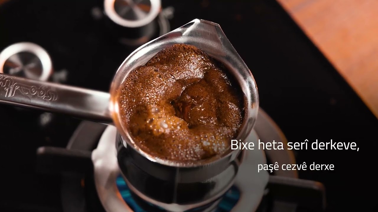 Qehweya Klasîk Hamwi bi Hel