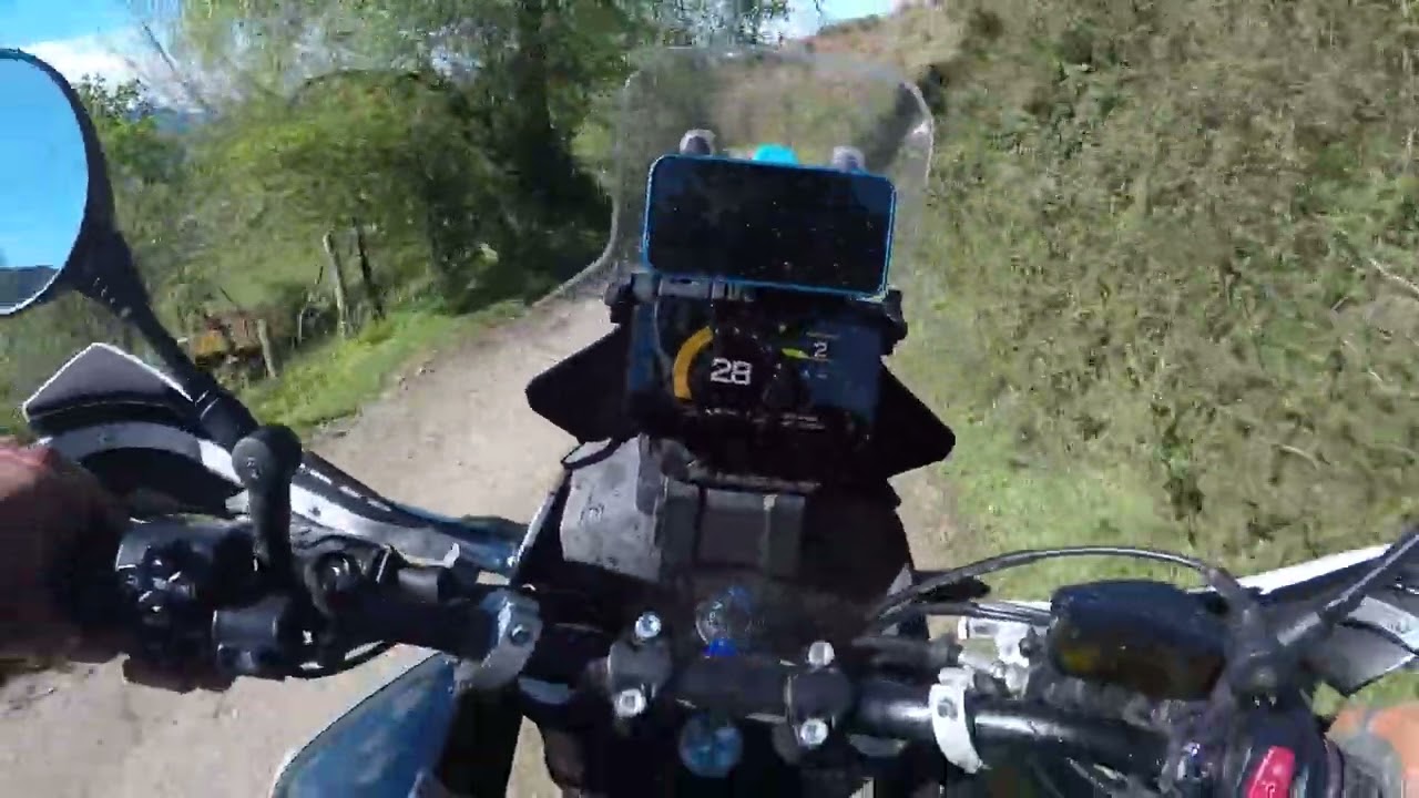 Conoces la senda de la BAHÚA? Pistas trail en Asturias 🖤🌿#cfmoto450mt #enjoy #offroad #trailmoto