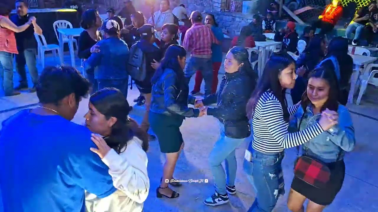 Estilo Armadillado totalmente en vivo en el baile de feria En Zacatipa Guerrero 2026