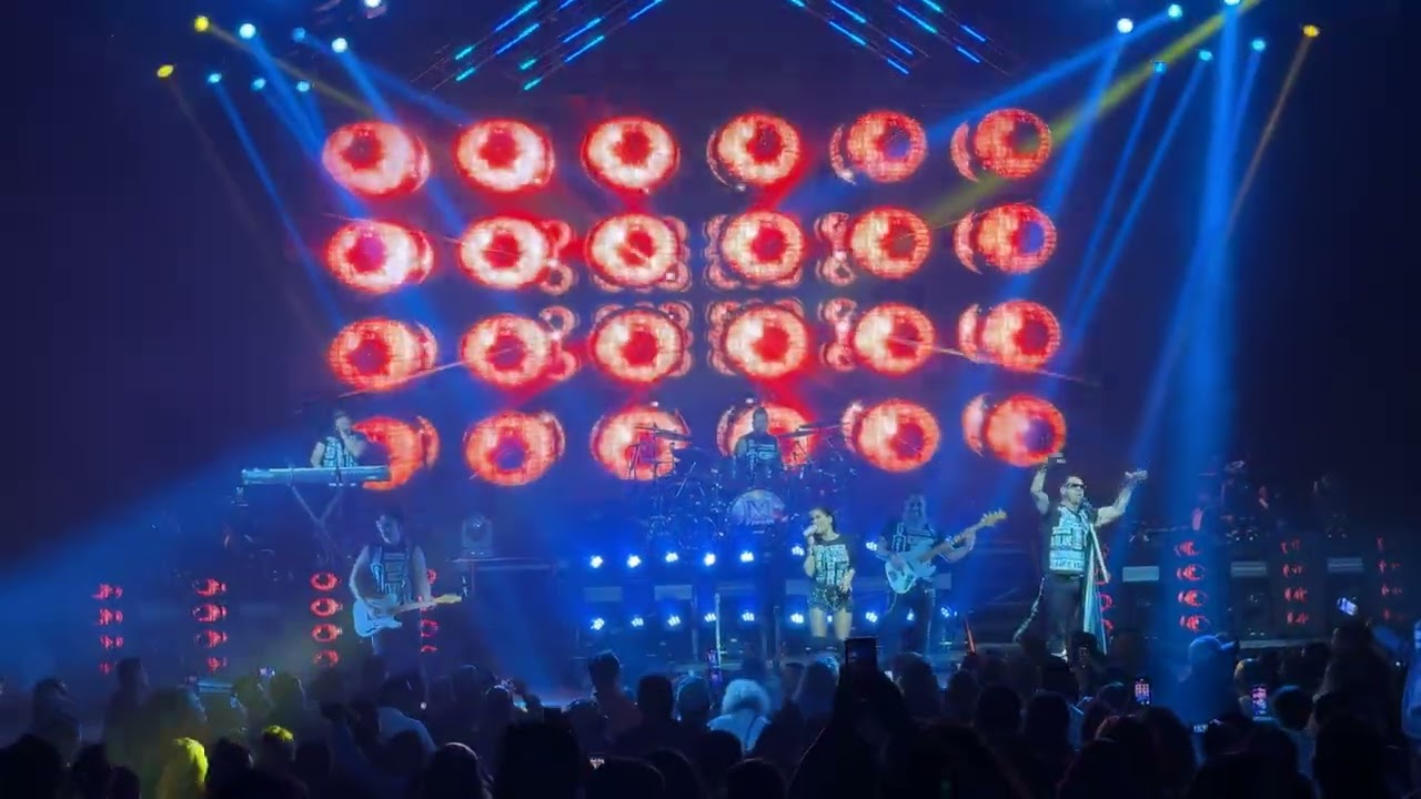 MATUTE - Hombres Al Borde De Un Ataque (Live) - Chicago 2024