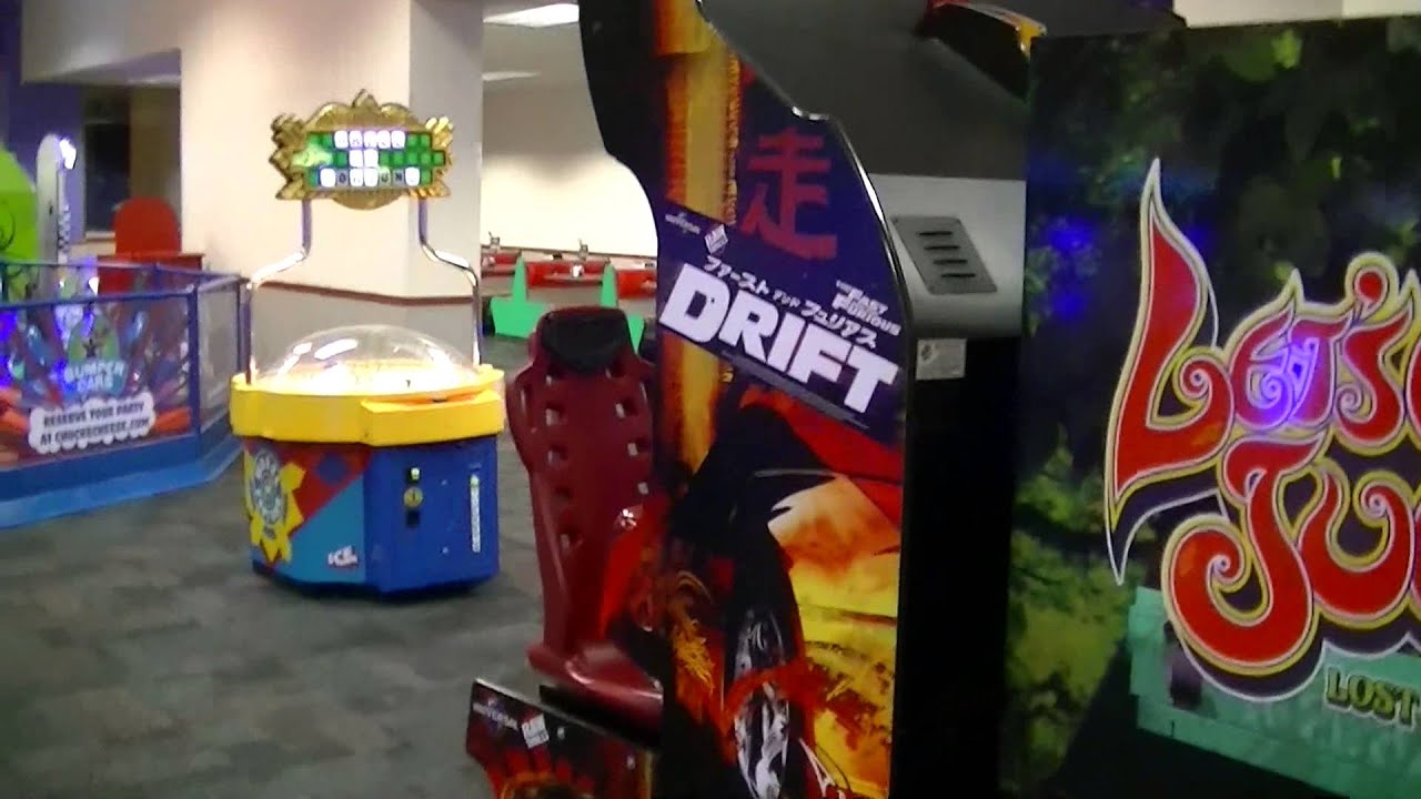 Chuck E. Cheese's Pasadena, CA Store Tour
