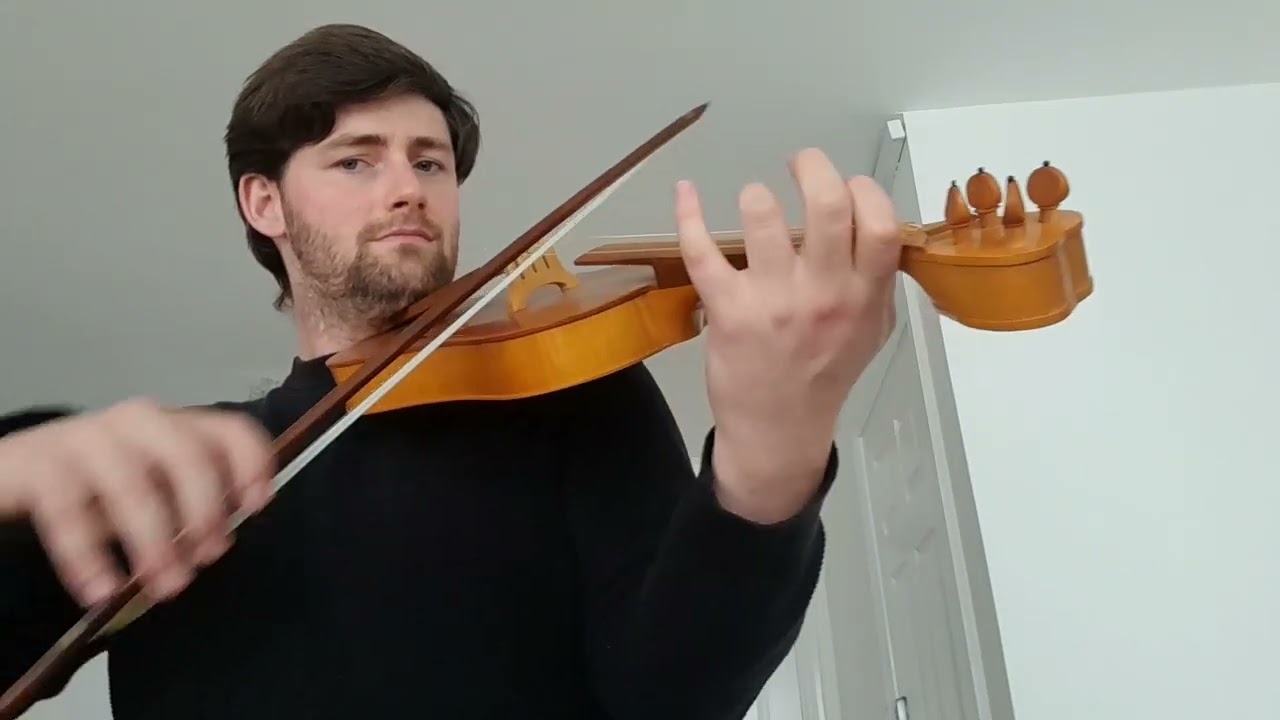 Amoroso - a Medieval Tune Played on the Vielle