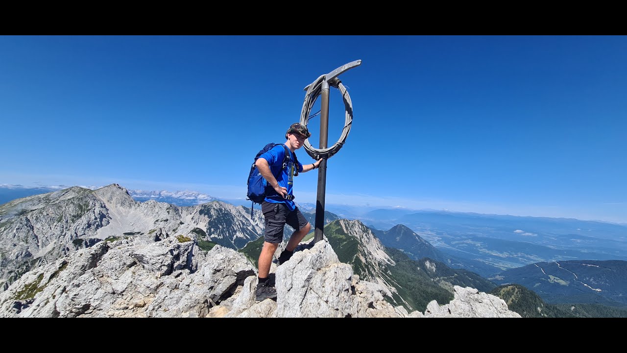 Hiking on Vrtača - Vertatscha (2180 m)