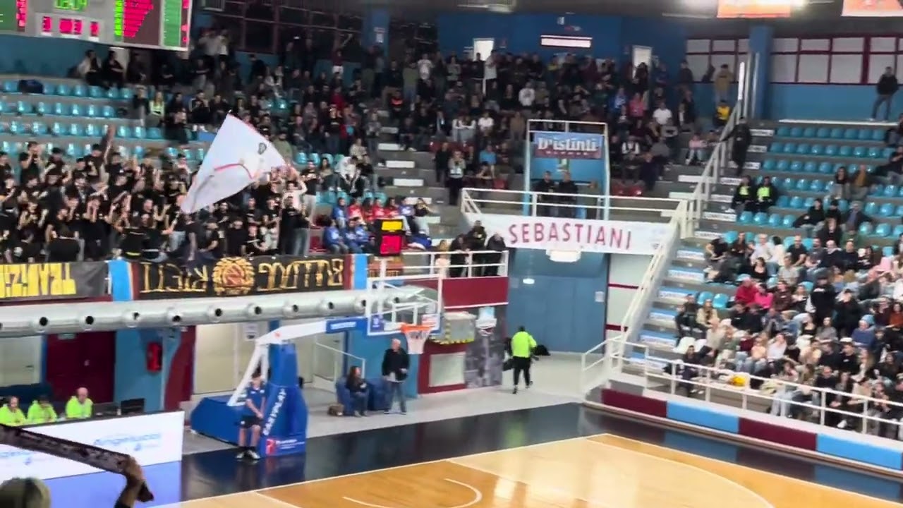 Sebastiani Rieti-Forlì, tripla Darius Perry 