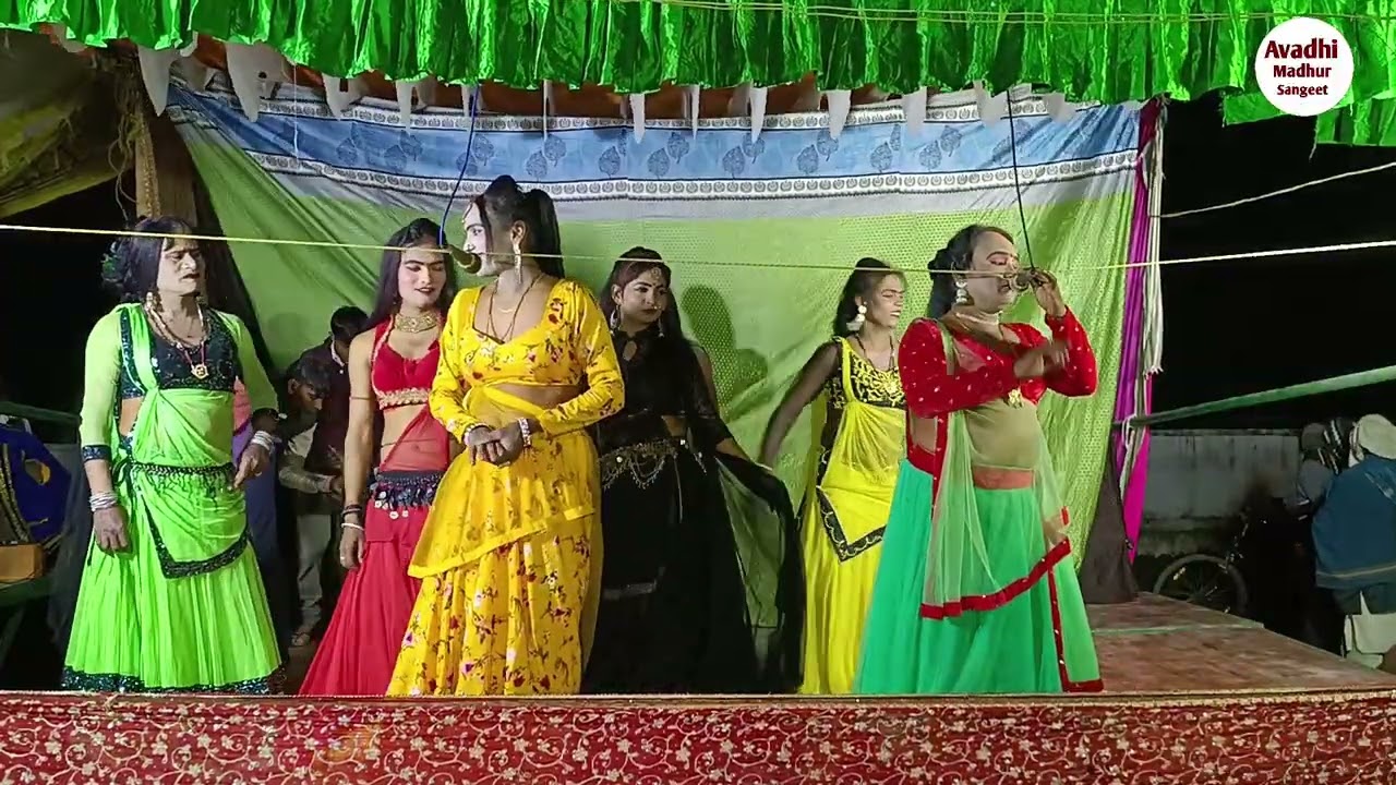 रंजीत,अमित और आदर्श डांसर के द्वारा फरमाइशी गीतों पर चित्रहार डांस अवध संगीत पार्टी 8948997015