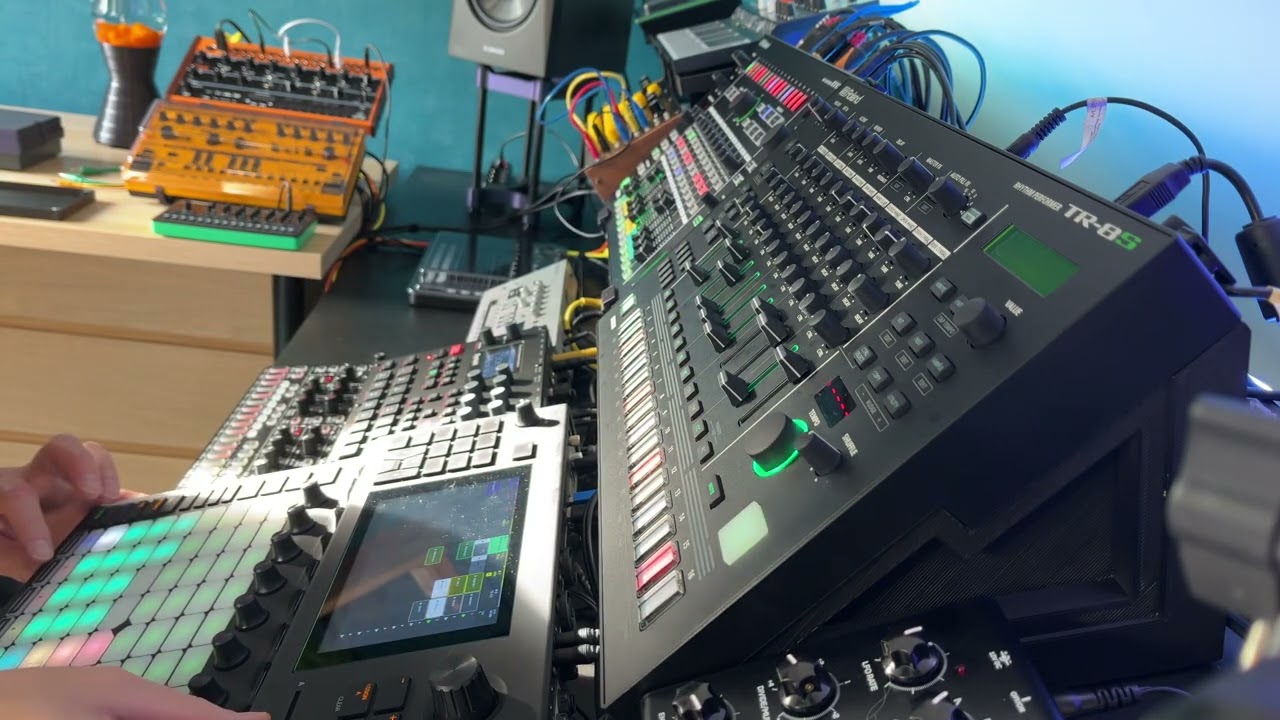Techno dawless jamming
