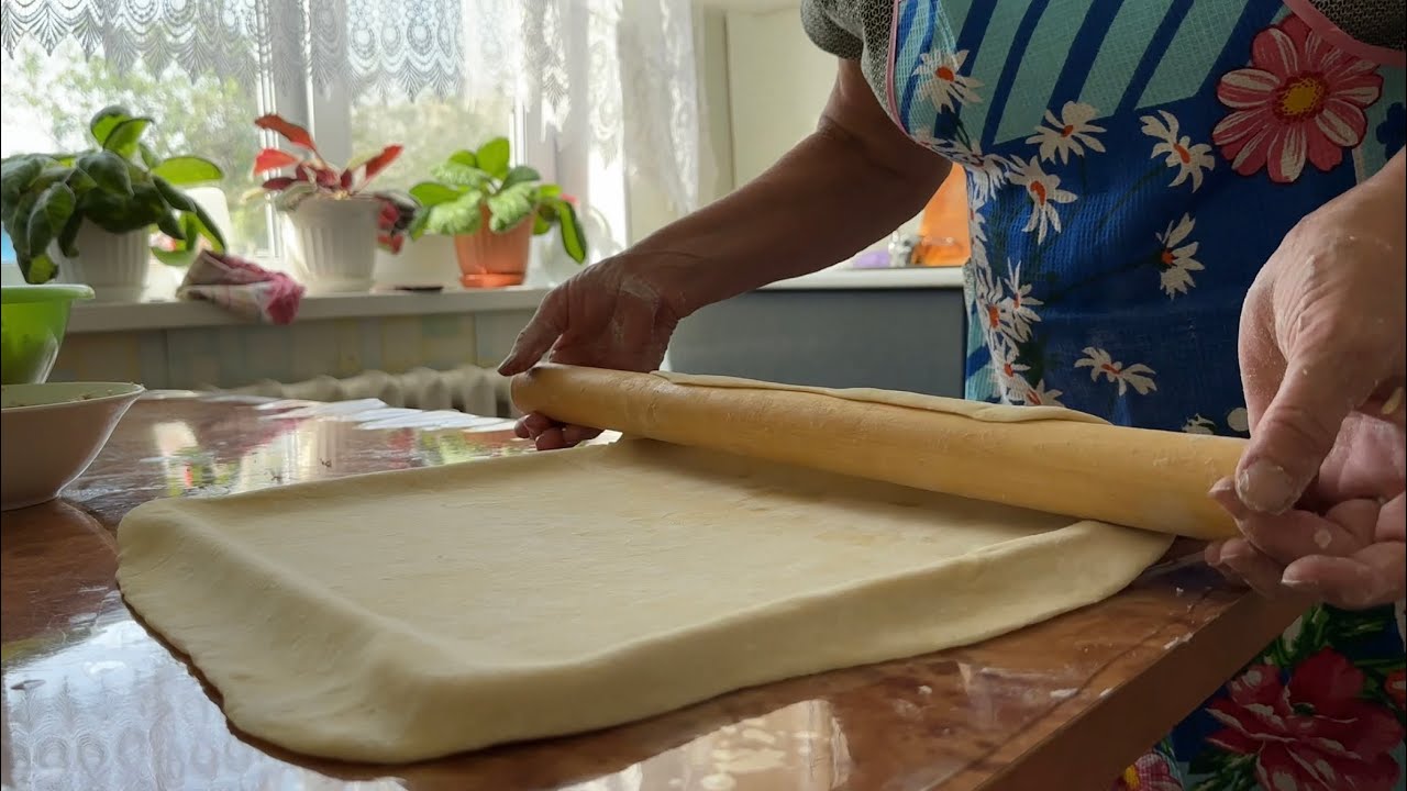 Прошлым летом готовили фирменное блюдо моей мамы - Курник! 
