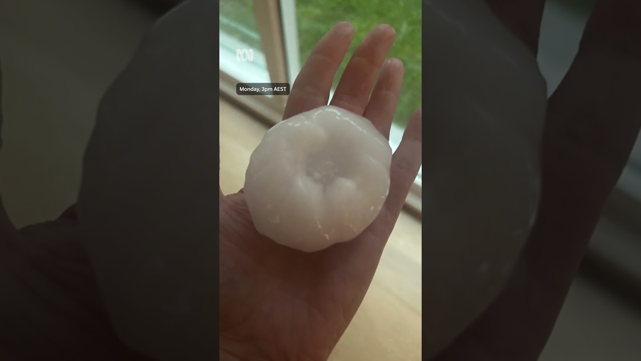 South-East Queensland hit with severe thunderstorms, giant hail | ABC NEWS