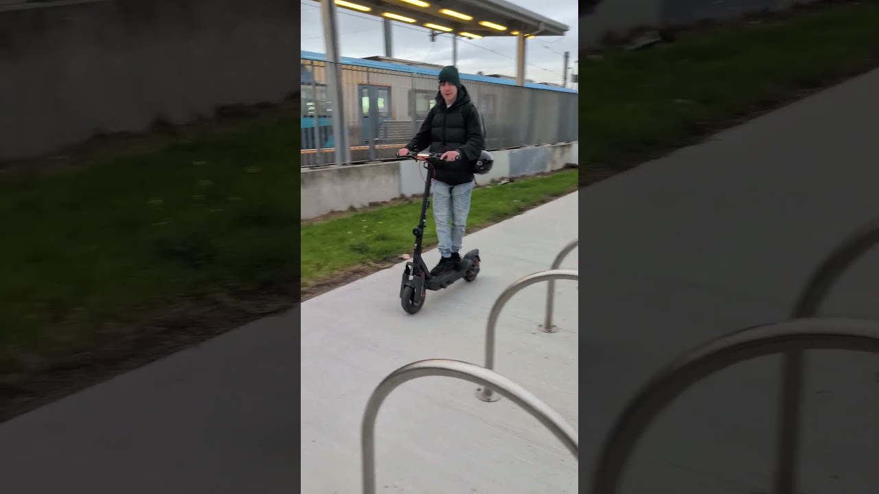 Ninebot MAX G3 and AKEZ Scooter test ride #segwayninebot #ninebotmax #electricscooter
