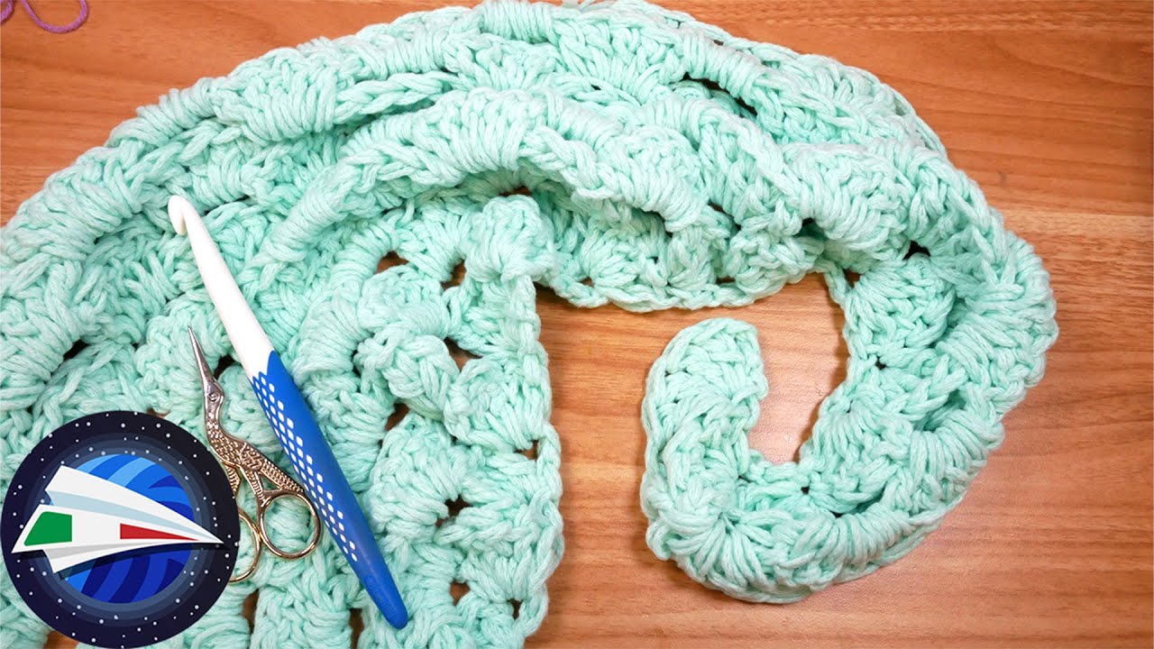 Crochet | XXL Triangular Shawl in Super-Soft Yarn | Lion Brand &ldquo;Feels Like Butta&rdquo;