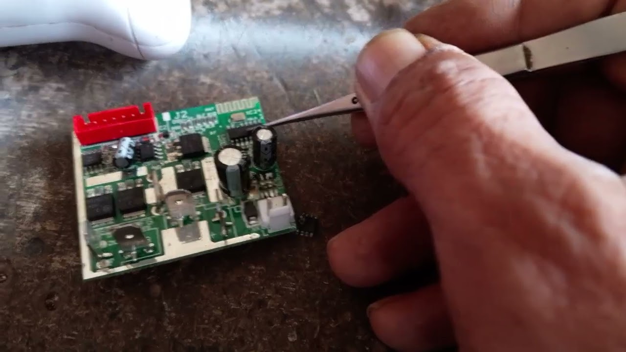 Fixing Remote Control Car Board: A Step-by-Step Guide|How to Fix a Broken RC Car Board: DIY Repair|
