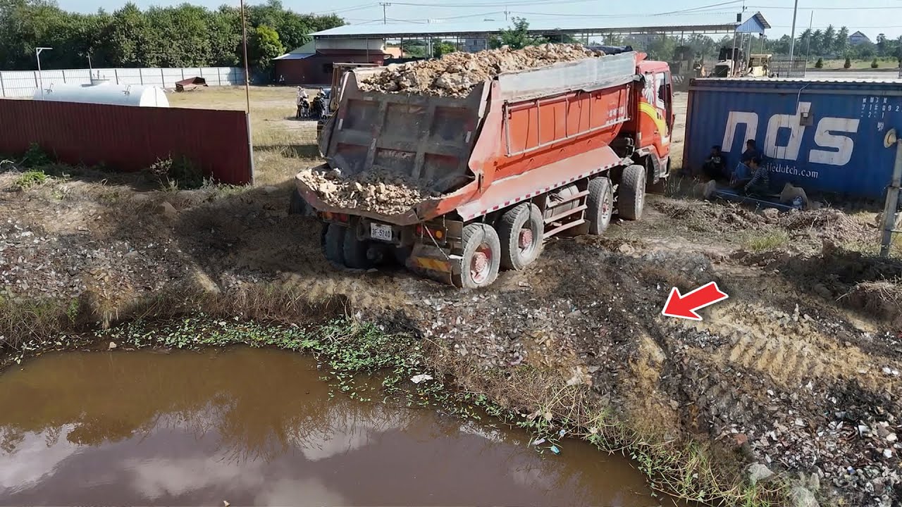 Process Fully Jobs! Best Site filling Huge land by BIG Dump trucks & pushing by KomatSu Dozer