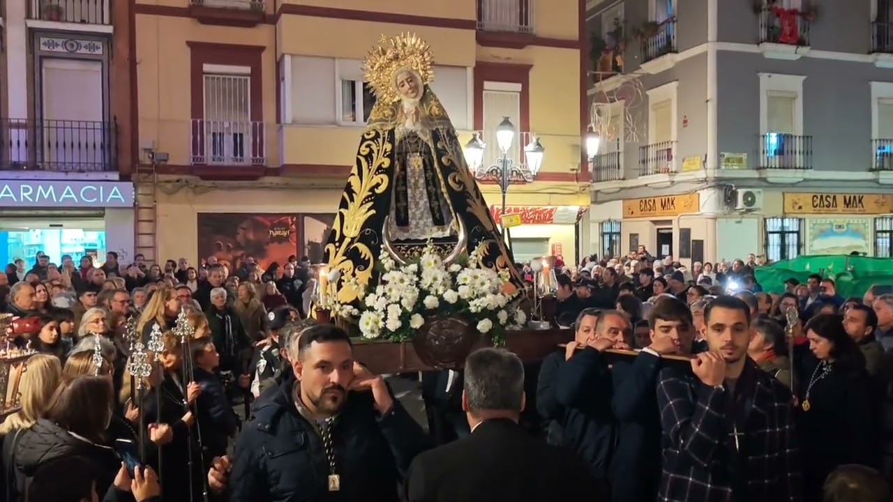 Nuestra Señora de la Soledad regresa a su Ermita.