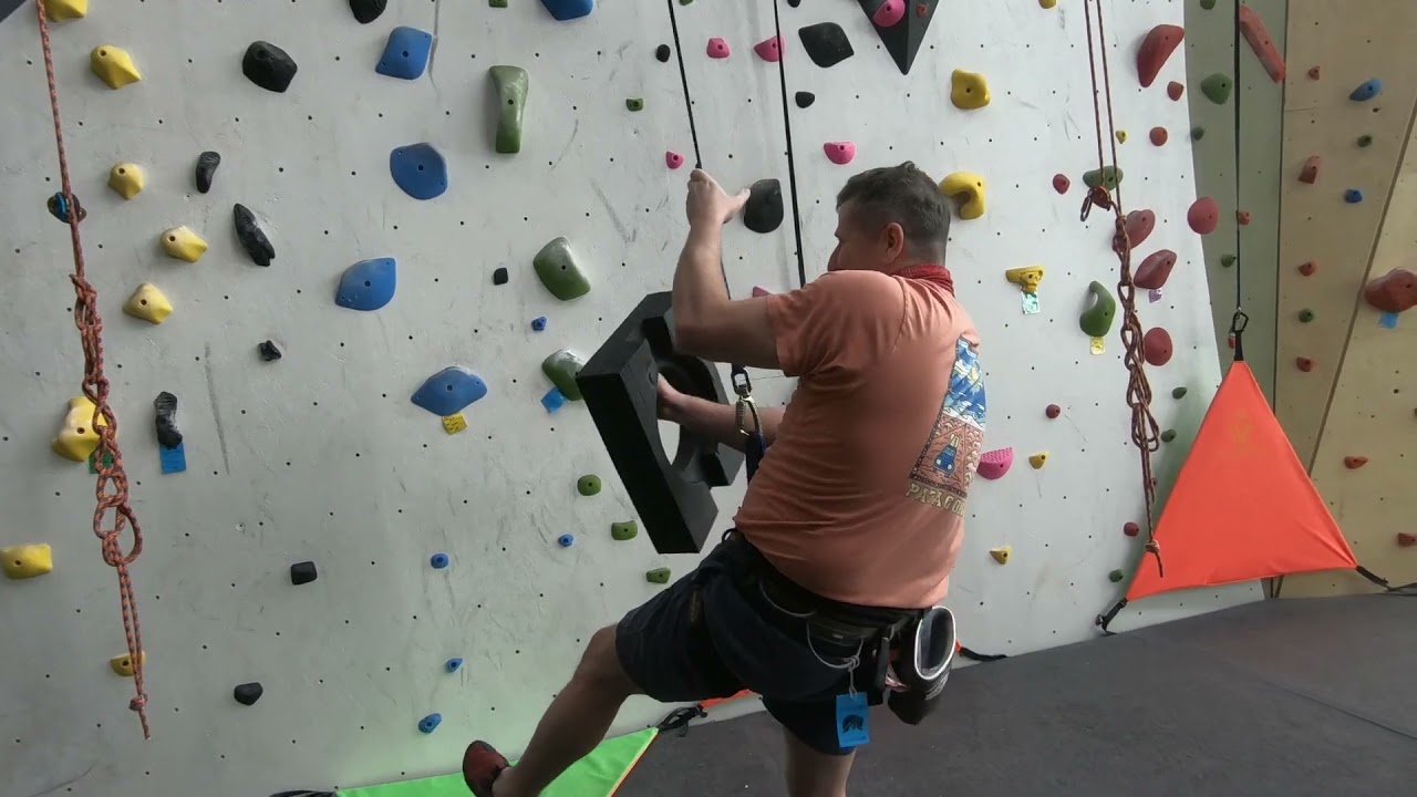 Three Climbs, and I FINALLY get that Green 5.10 climb!!!