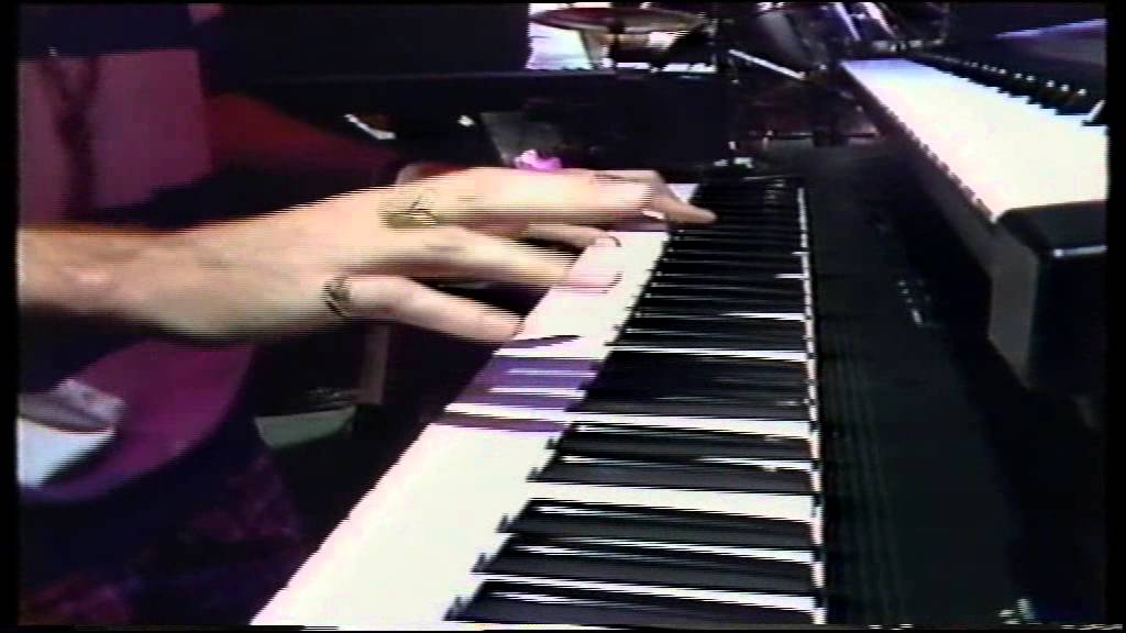 Beatfish Live - James Freaud & Martin  Plaza (out of Control & Get Together) 1992
