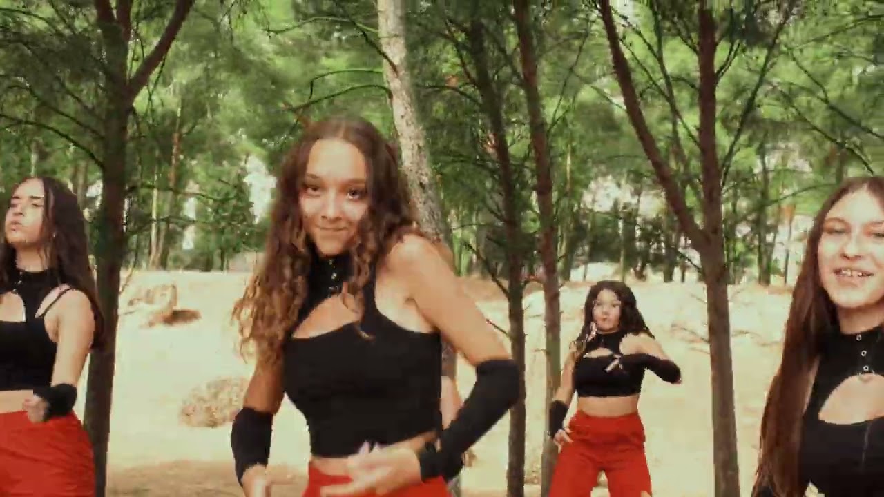 RIHANNA - WHAT'S MY NAME? ... ANGEL'S DANCE SCHOOL